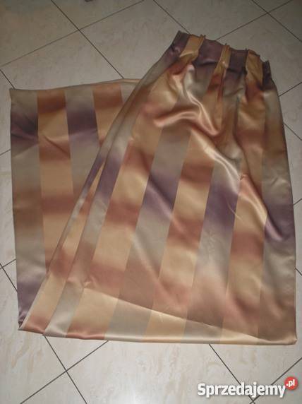 Używana zasłona 160 x 230 odcienie brązowego