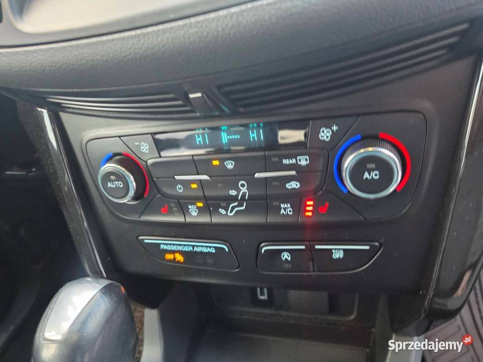 Sprzedam FORD ESCAPE Z 2017r