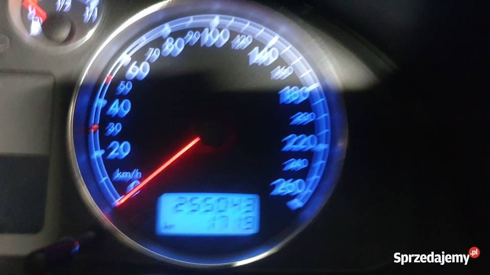255 Passat B5 19tdi 130 kombii Highline 6 gniazdo SD