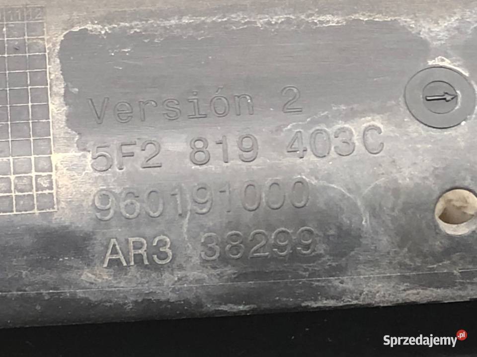 PODSZYBIE SEAT LEON III 5F2819403C Hatchback sprzedam