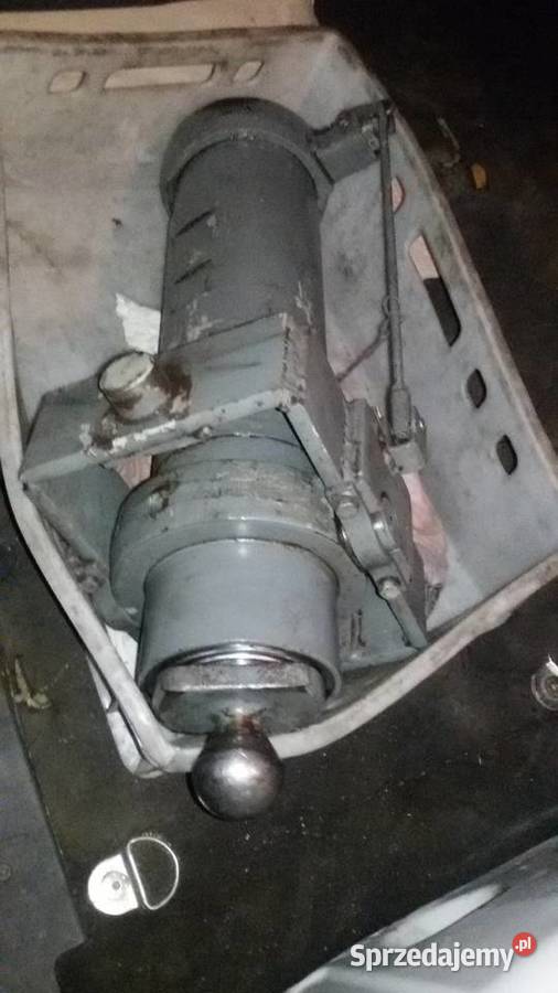 Przyczepa d55 d47 siłownik Sieradz