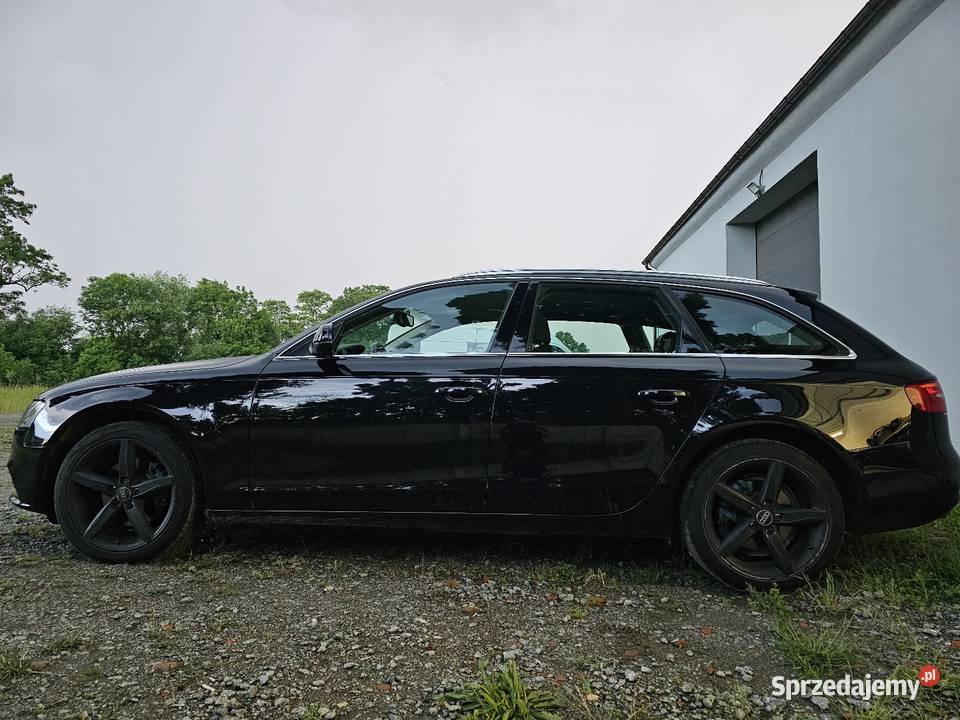 Audi a4b8 20tdi 2012r Rok produkcji 2012 A4 Ząbkowice Śląskie