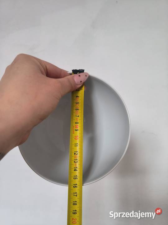 Zestaw 14 dużych uroczych misek sprzedam