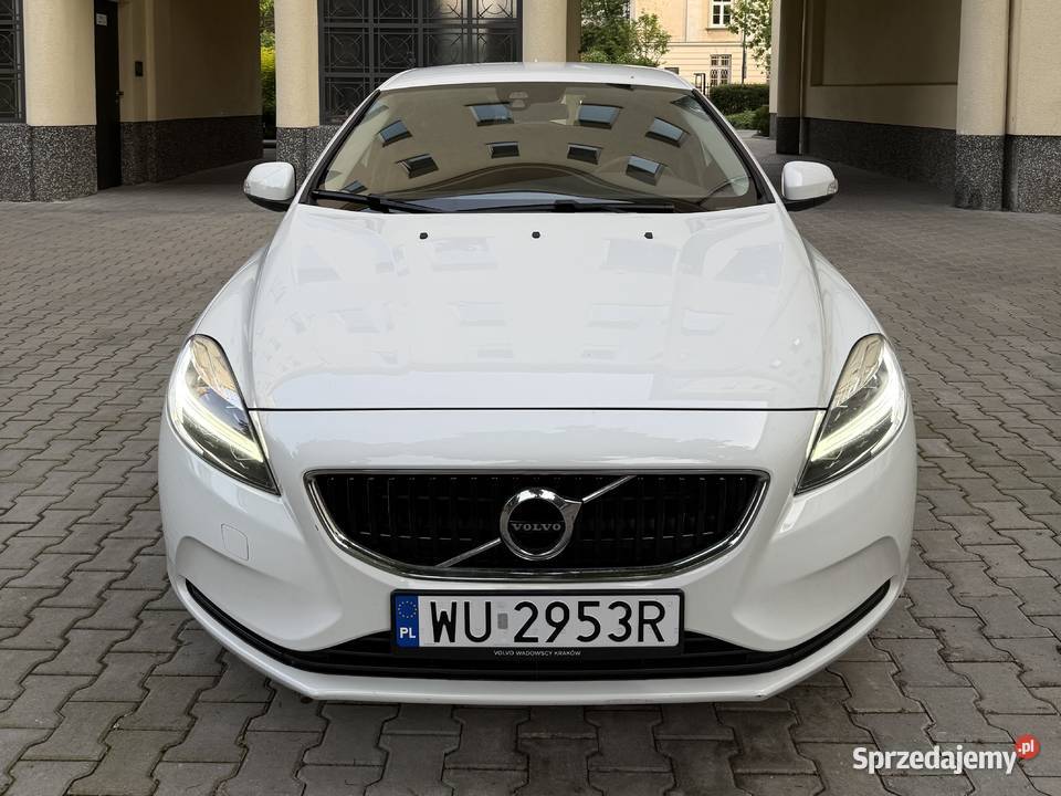 Volvo V40 T3 152 Automat 88k LED