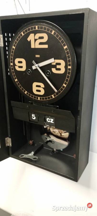 Zegar ścienny Metron z datownikiem 1983 r