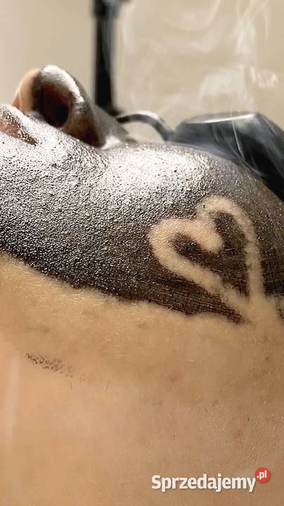 Peeling węglowy cery bez niedoskonałości Chorzów