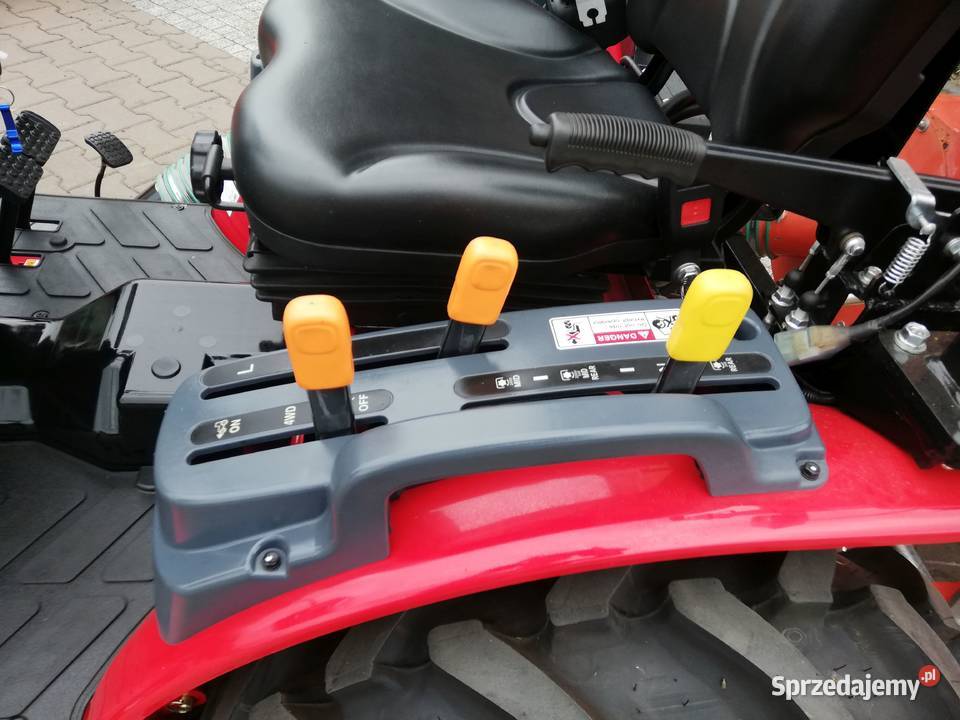 Traktor 4x4 TYM T255 silnik YANMAR 256 Kobiele Wielkie