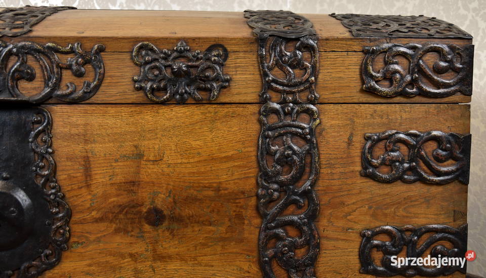 Skrzynia barokowa XVIII wiek okuta antyk Swarzędz