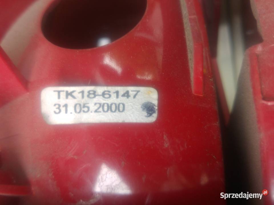 SKODA FABIA 6Y6945111 lampa lewa 6Y6945095 Rok produkcji 2000 sprzedam