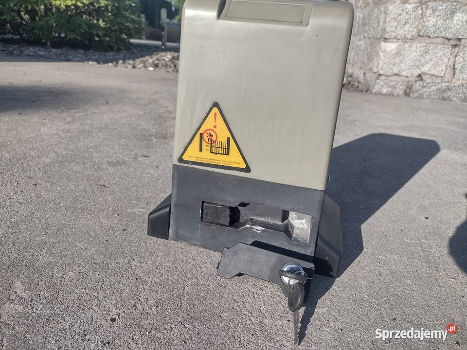 Siłownik do bramy z wózkami Dom i Ogród Stargard