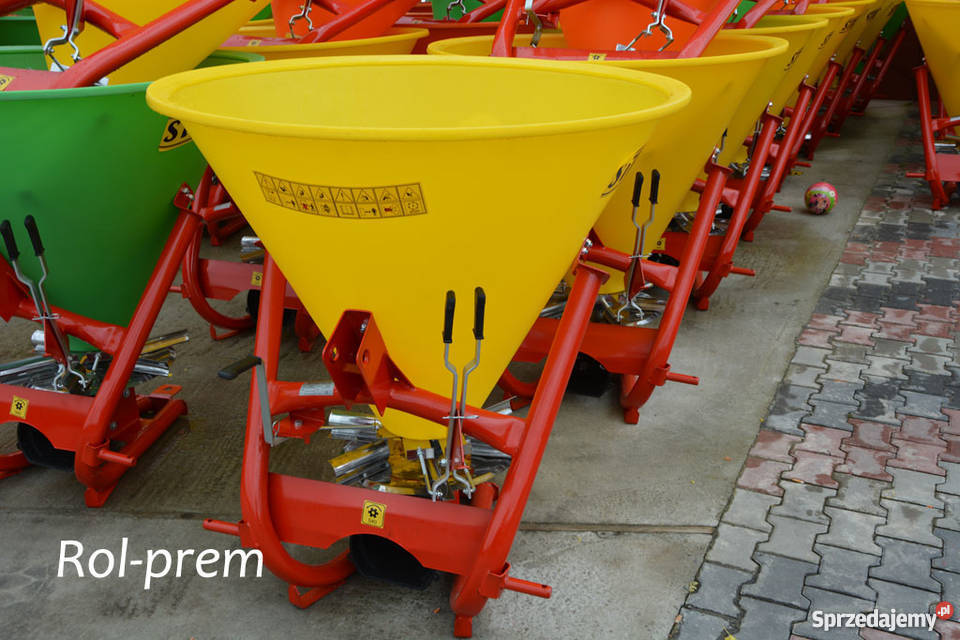 Rozsiewacz do nawozów Lej Lejek 300 500 litrów Maszyny rolnicze podkarpackie Jasło