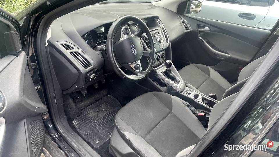 Ford Focus 10 benzyna 2013r uszkodzony silnik Olsztyn