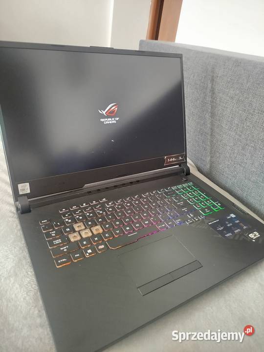Sprzedam laptopa ASUS ROG Strix G17 G712 Rtx