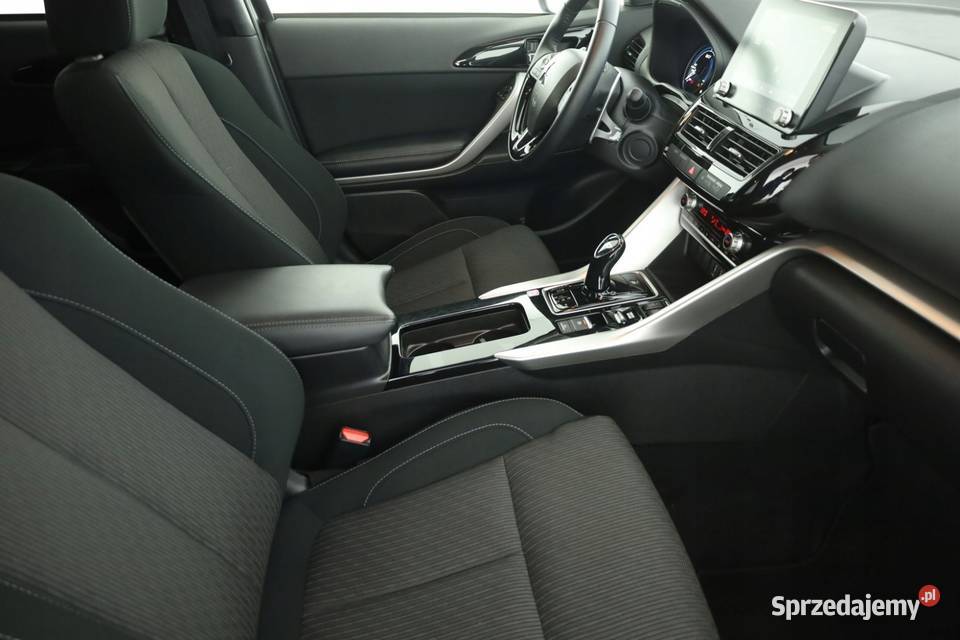 Mitsubishi Eclipse Cross PluginHybrid 188 55 na bluetooth Bydgoszcz