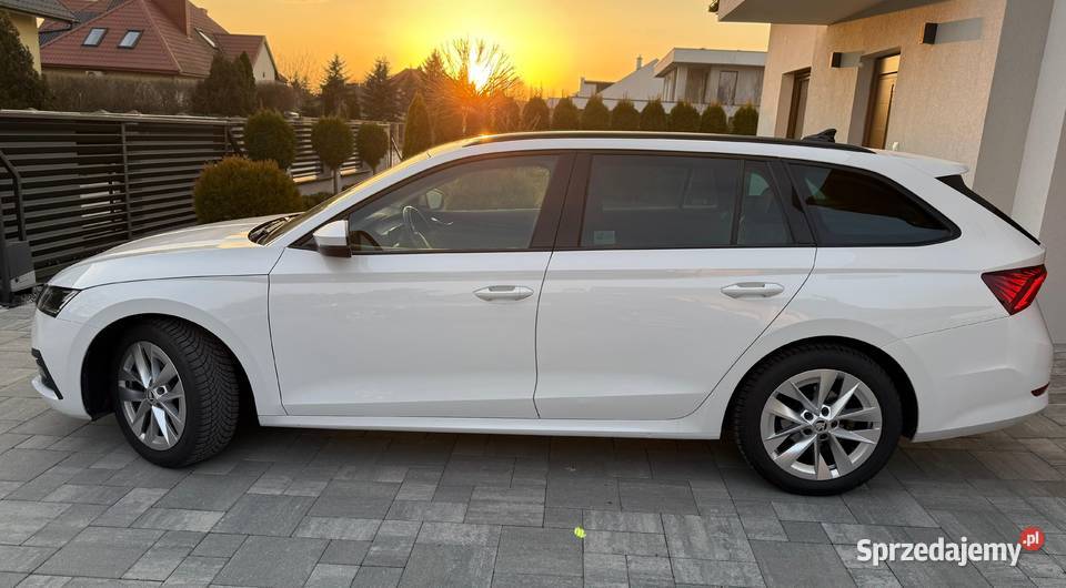 Skoda Octavia IV 2021r 15TSI 150 Octavia Rzeszów sprzedam