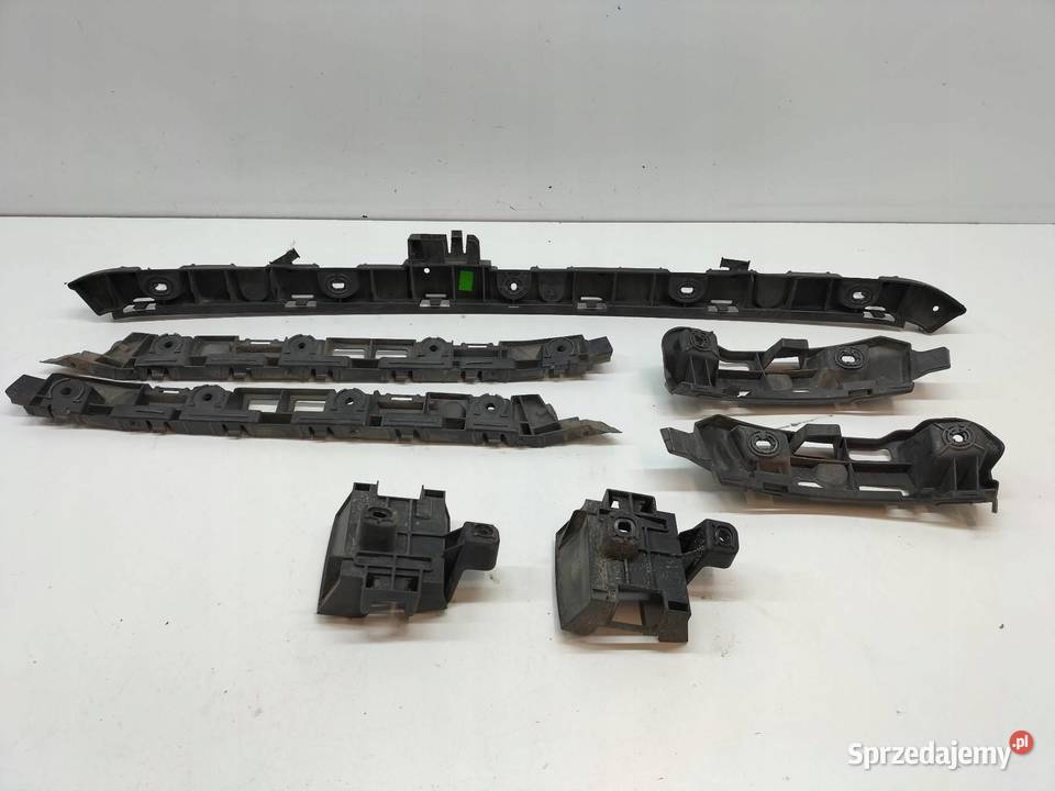 ŚLIZG ZDERZAKA TYŁ KOMPLET SEDAN HB Skoda Superb osobowe sprzedam