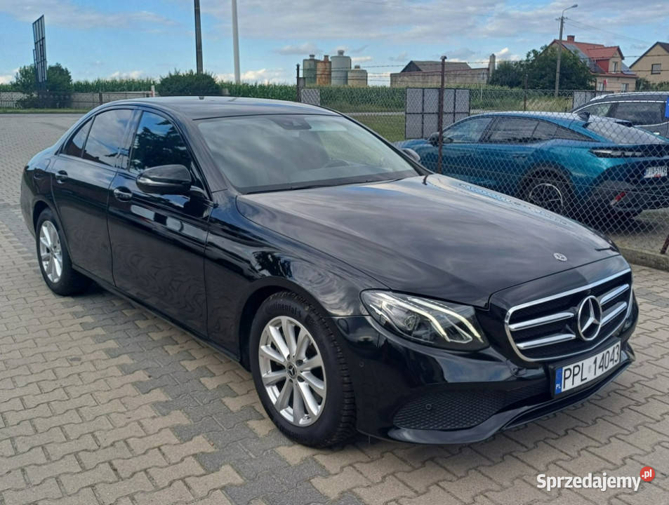 Mercedes E 220 AMG Line 195 W212 2009 Sedan / Limuzyna Suchorzew