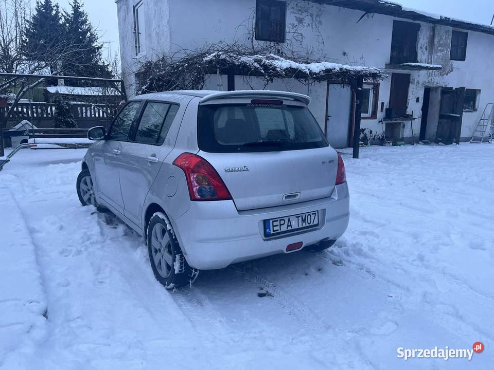 Suzuki Swift 13 Benzyna Swift Rossoszyca