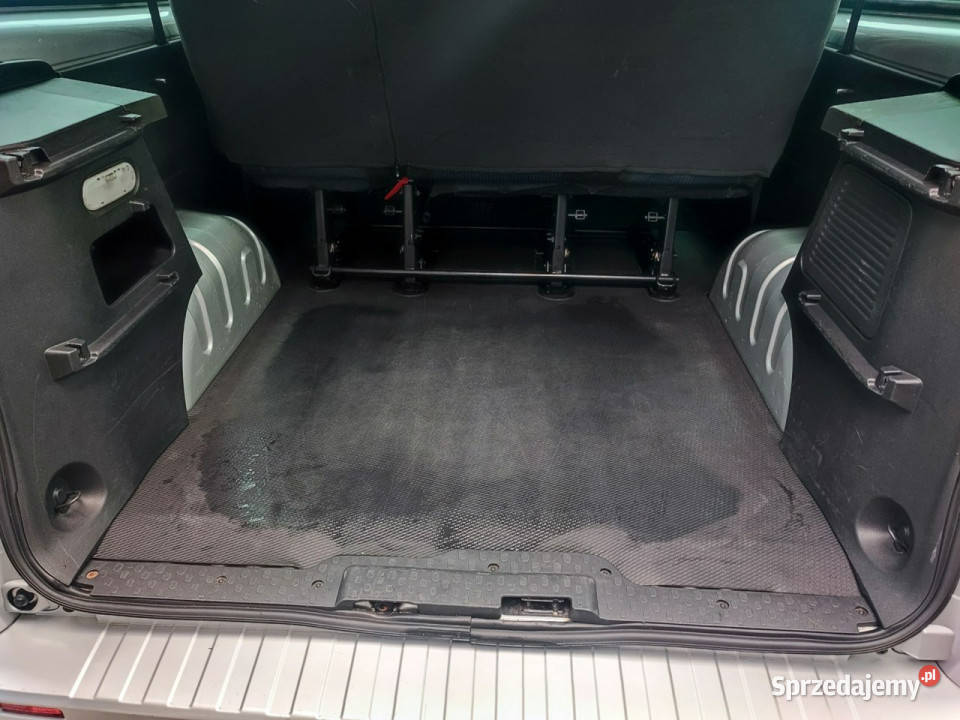 Opel Vivaro Krajowy serwisowany 9 osób Fra Vat możliwa zamiana sprzedam