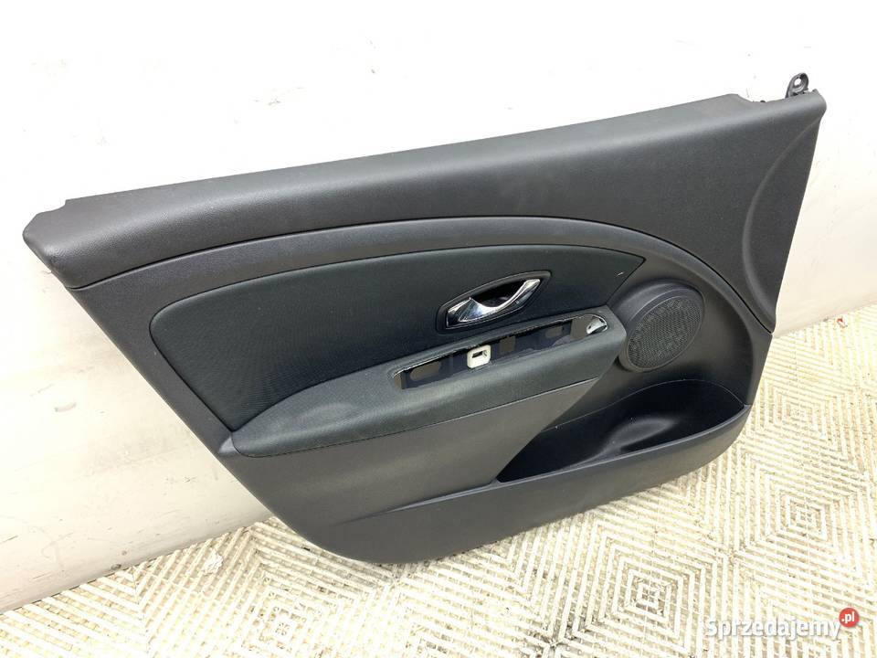 BOCZEK DRZWI LEWY PRZÓD RENAULT MEGANE III