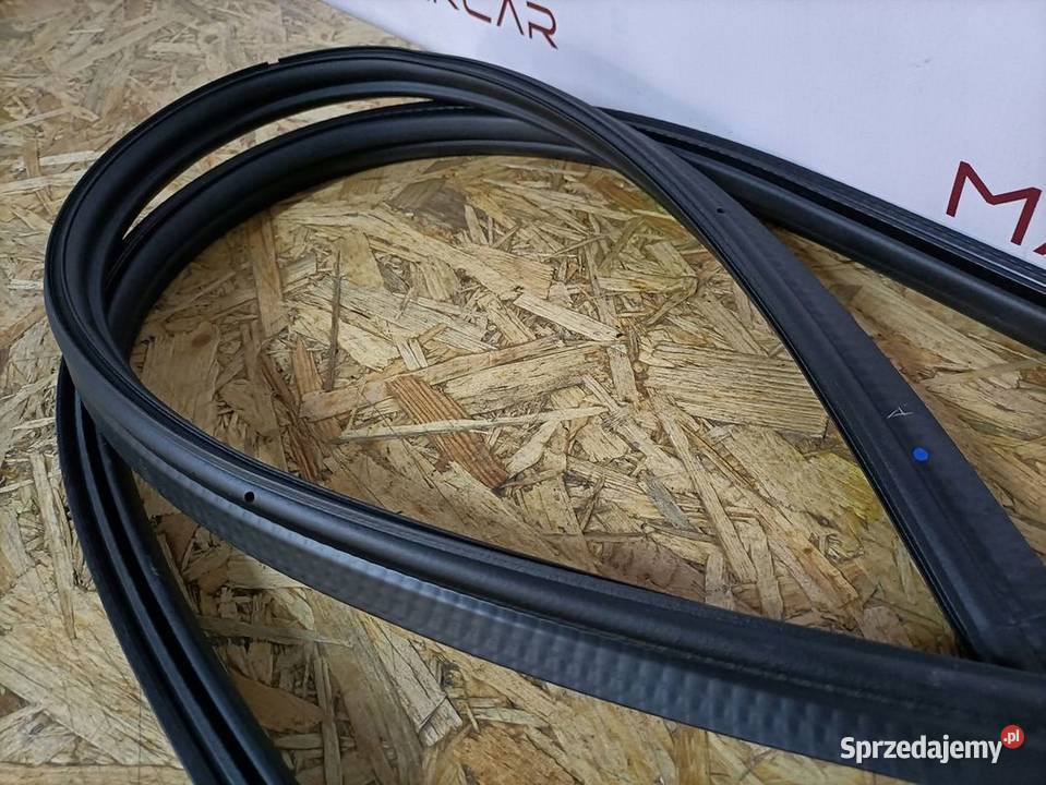 BMW X5 G05 USZCZELKA KLAPY BAGAŻNIKA 51769854893 wielkopolskie Pleszew sprzedam