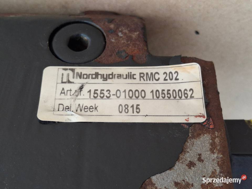 HOLLAND ŁADOWARKA CZOŁOWA ZAWÓR STERUJĄCY NORD ciężarowe Bieleń sprzedam