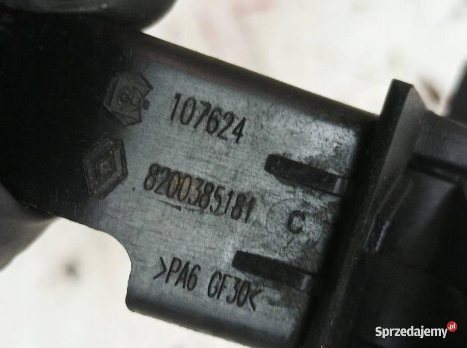 KLAMKA ZEWNĘTRZNA LEWA PRAWA KOMPLET 8200385181C Rok produkcji 2014 świętokrzyskie