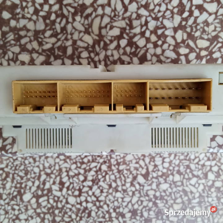 VW Passat B5 Panel nawiewu Climatronic 1J1907044 Wyposażenie wnętrza Dębica sprzedam
