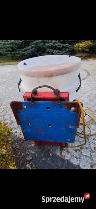 Rozdiewacz do poplonów elektryczny