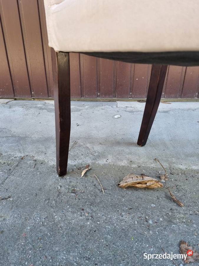 Krzesło tapicerowane welur beżowe stan odbiór 42cm Płock