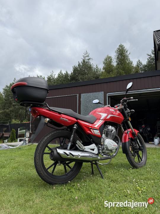 Motor Benzer 125 przebieg 2600 łańcuch Bliżyn
