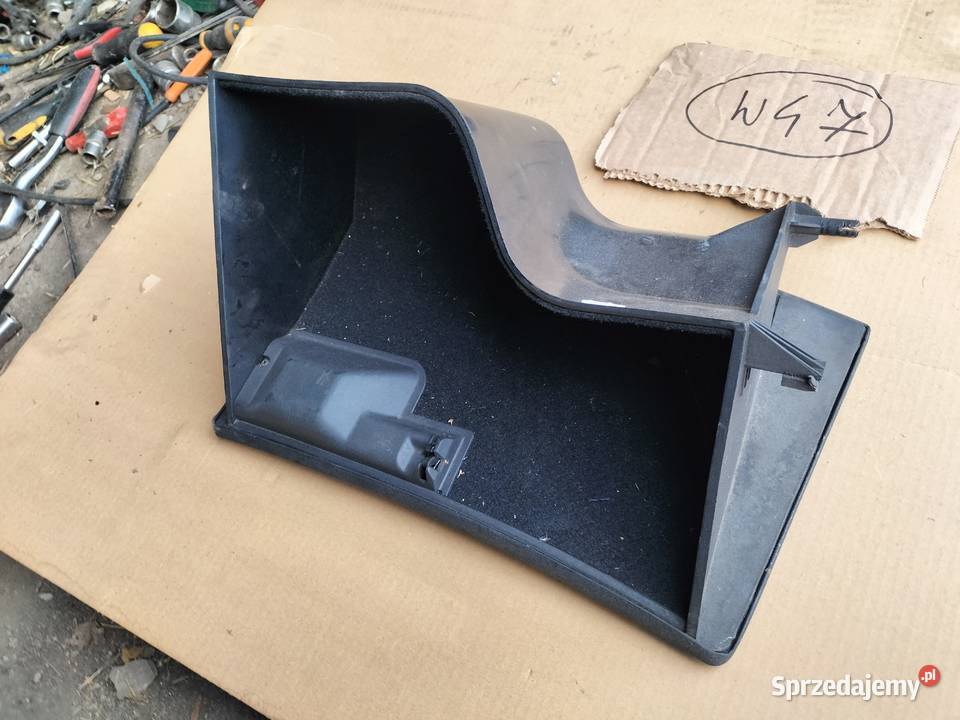AUDI 80 B4 80B4 KOMBI SEDAN SCHOWEK PASAŻERA Schowki, półki Kamień-Kolonia sprzedam