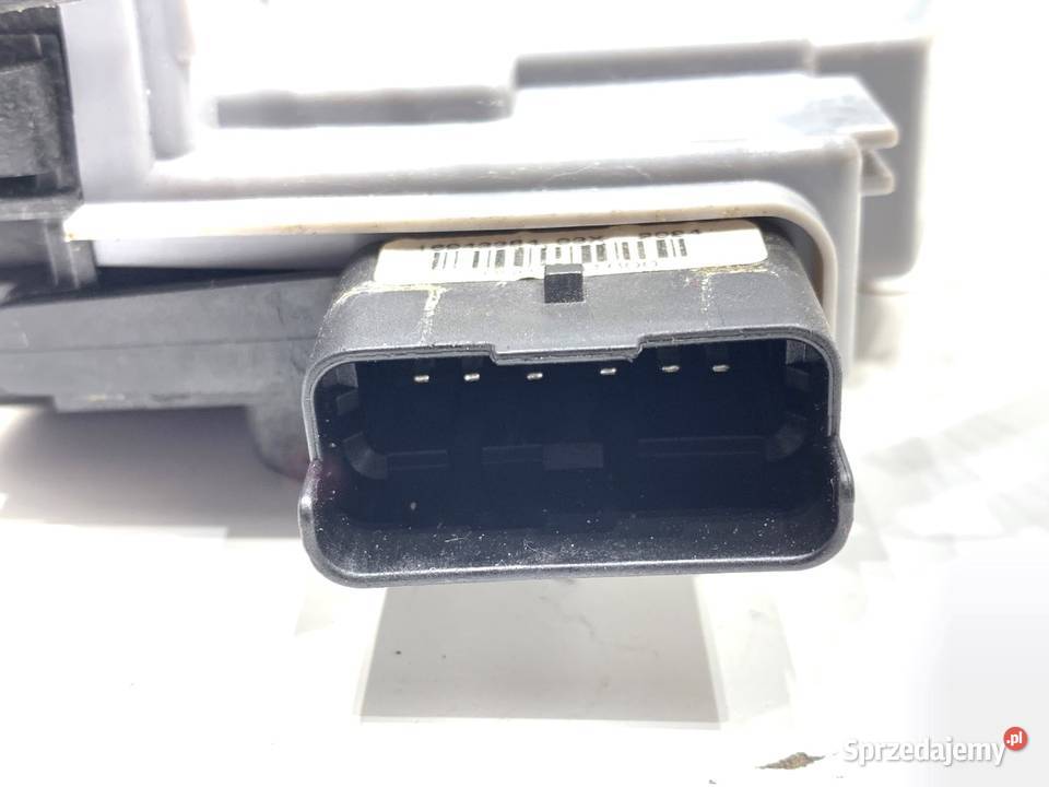 ZAMEK DRZWI PRAWY TYŁ TOYOTA PROACE Minivan sprzedam