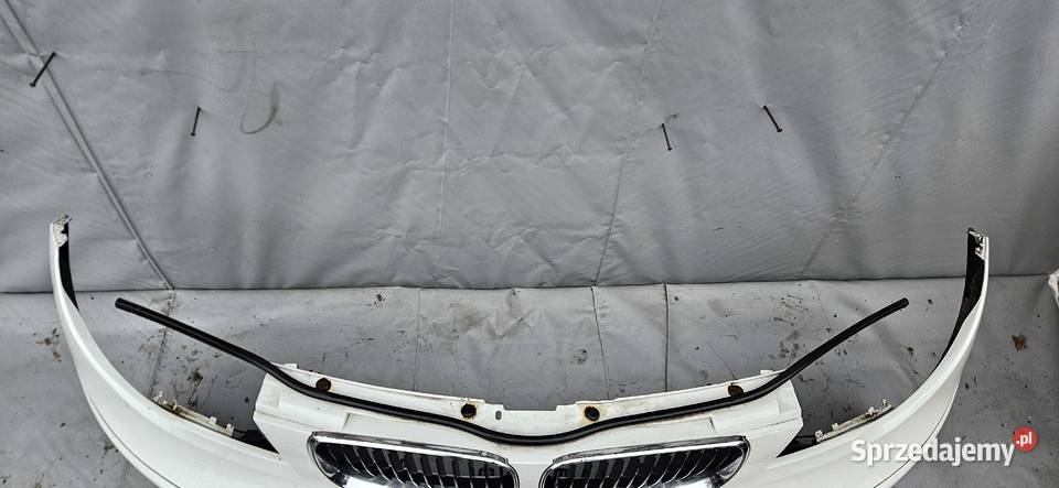 BMW 1 E81 E87 FL ZDERZAK PRZEDNI HALOGENY osobowe Pozostałe