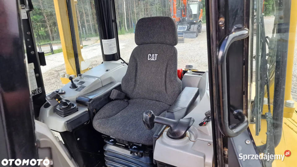 Spycharka caterpillar CAT D6N LGP Spycharki