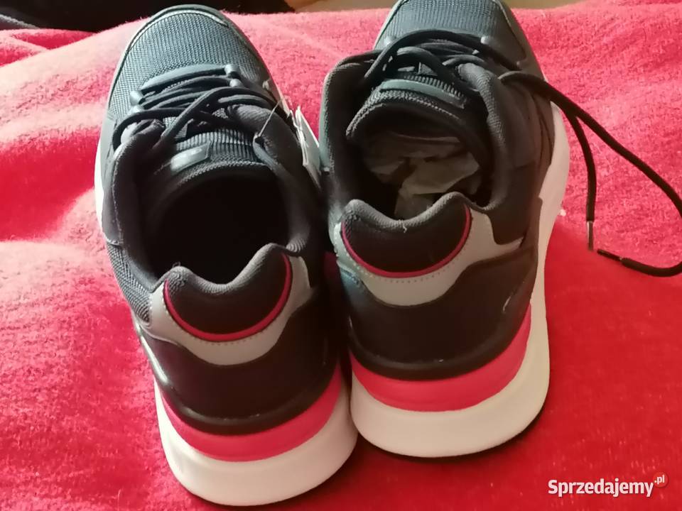 Buty sportowotrekkingowe Champion 44 sprzedam