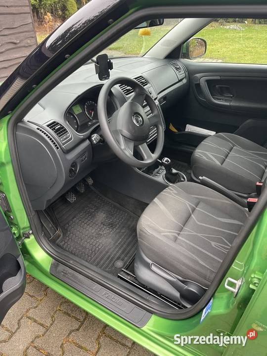Ekonomiczna Skoda Fabia z małym przebiegiem sprowadzony Rokietnica