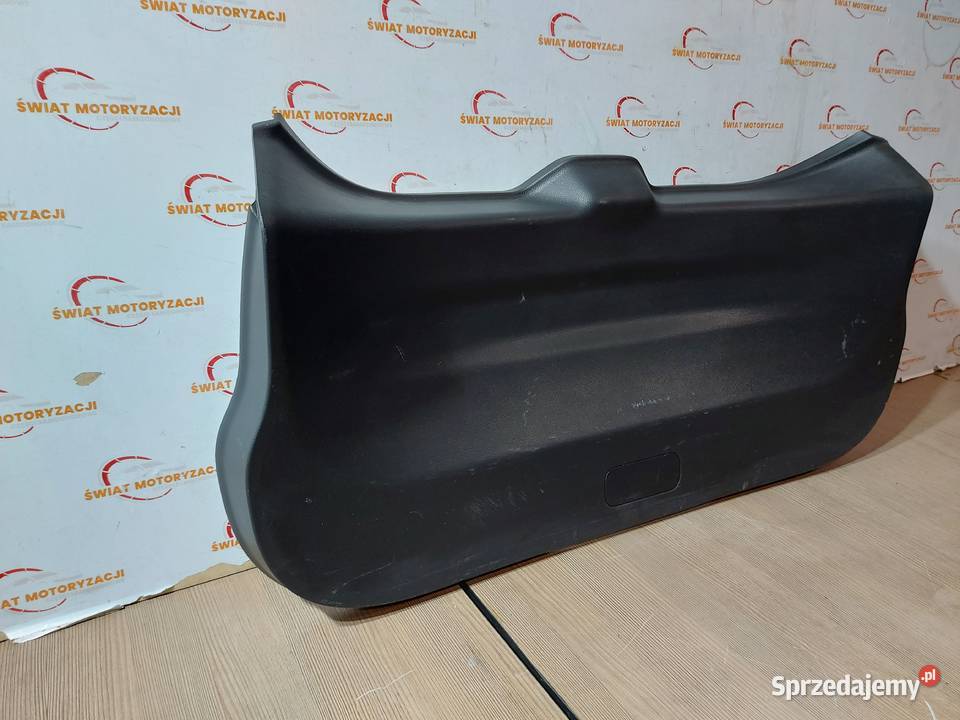 NISSAN XTRAIL III T32 17r tapicerka klapy Tapicerki samochodowe