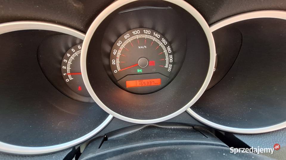 Kia Venga 16 klimatyzacja