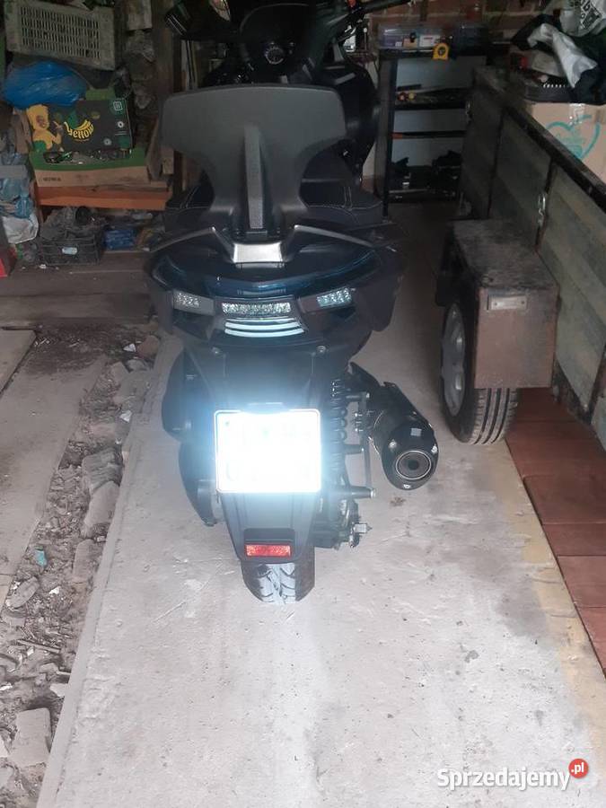 Skuter maxi kymco