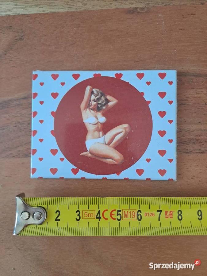 NOWY Magnes na lodówkę Pin Up Girl Serca Magnesy Warszawa
