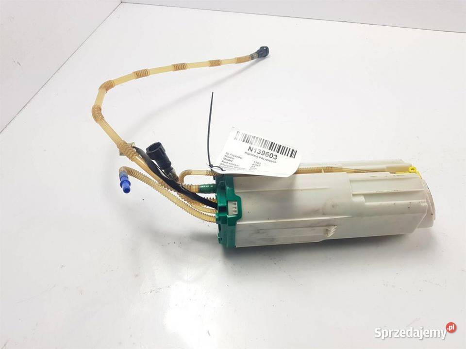 POMPKA PALIWOWA A8 D3 81115710 osobowe sprzedam