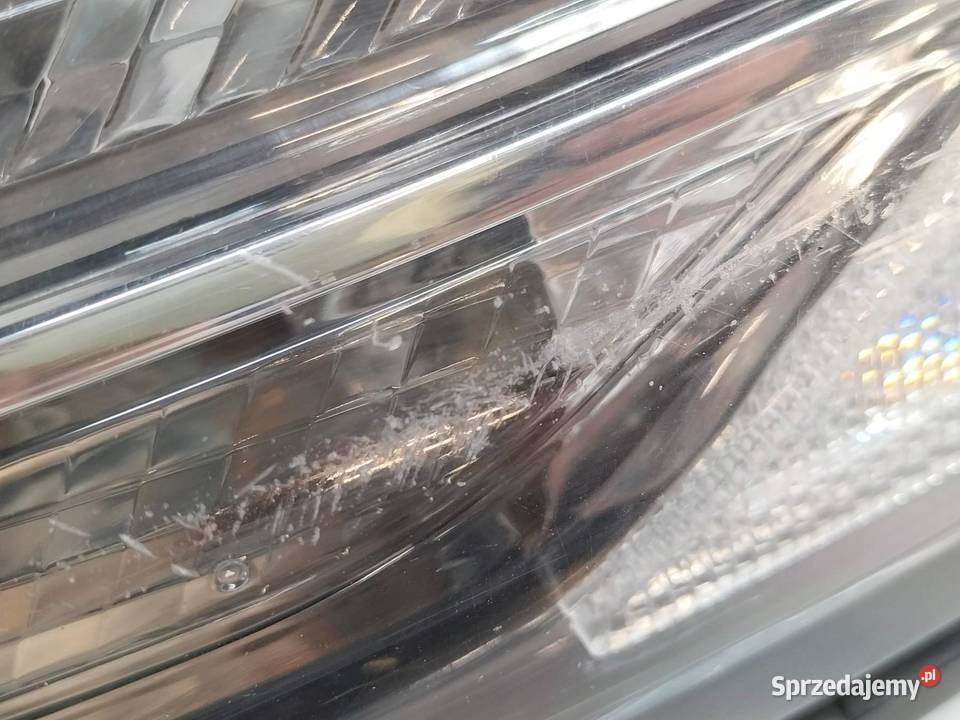 HALOGEN LEWY PRZÓD DRL USZKODZONY 68157105AO świętokrzyskie