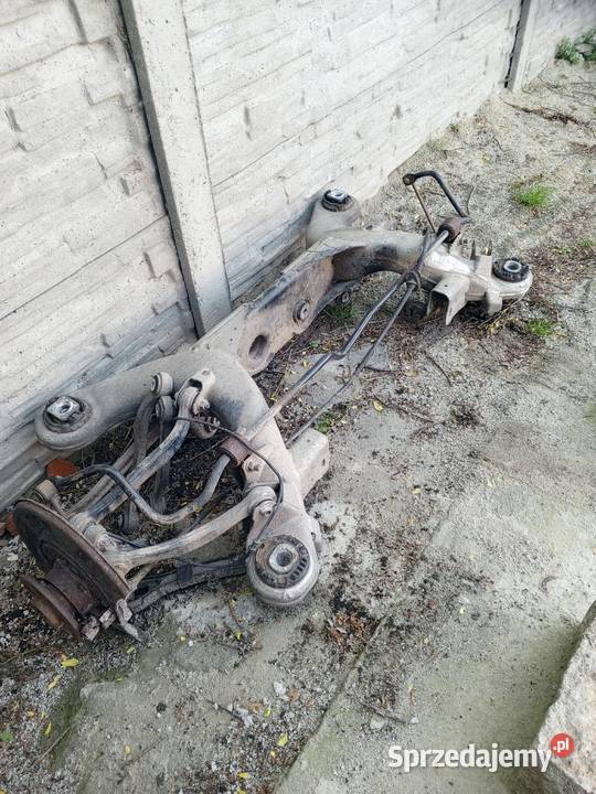 BelkaSanki Tył Mercedes w 211sedan osobowe Jawor