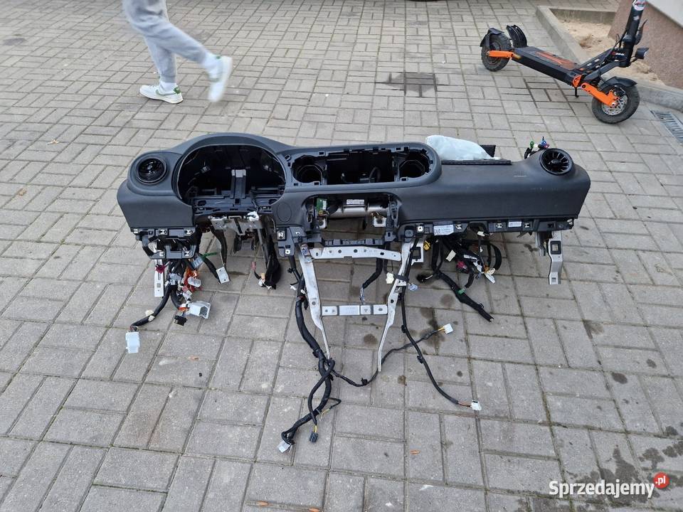 Konsola deska rozdzielcza stelaż Mercedes Citan