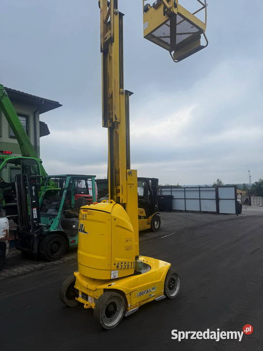 zwyżka podnośnik słupowy obrotowy JLG TOUCAN 8E Działoszyn