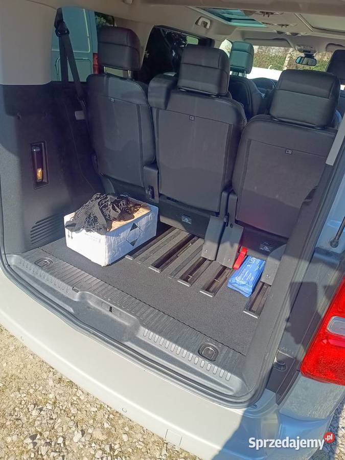 Peugeot Traveller L2 20 EAT8 Business VIP Sanniki