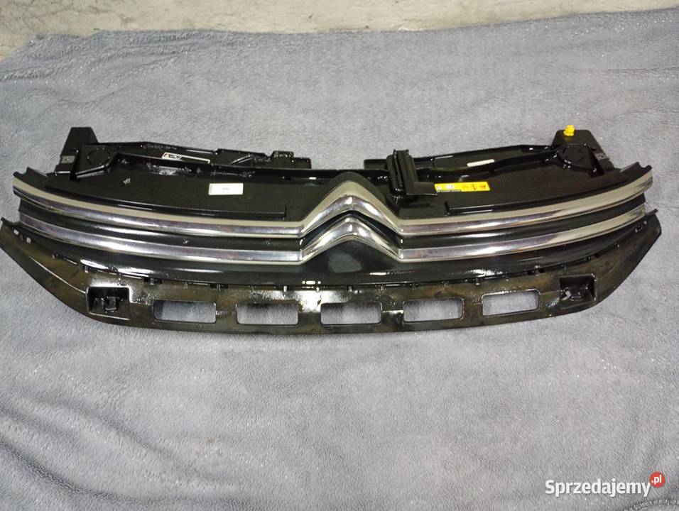 Grill atrapa citroen C3 lll Niechanowo
