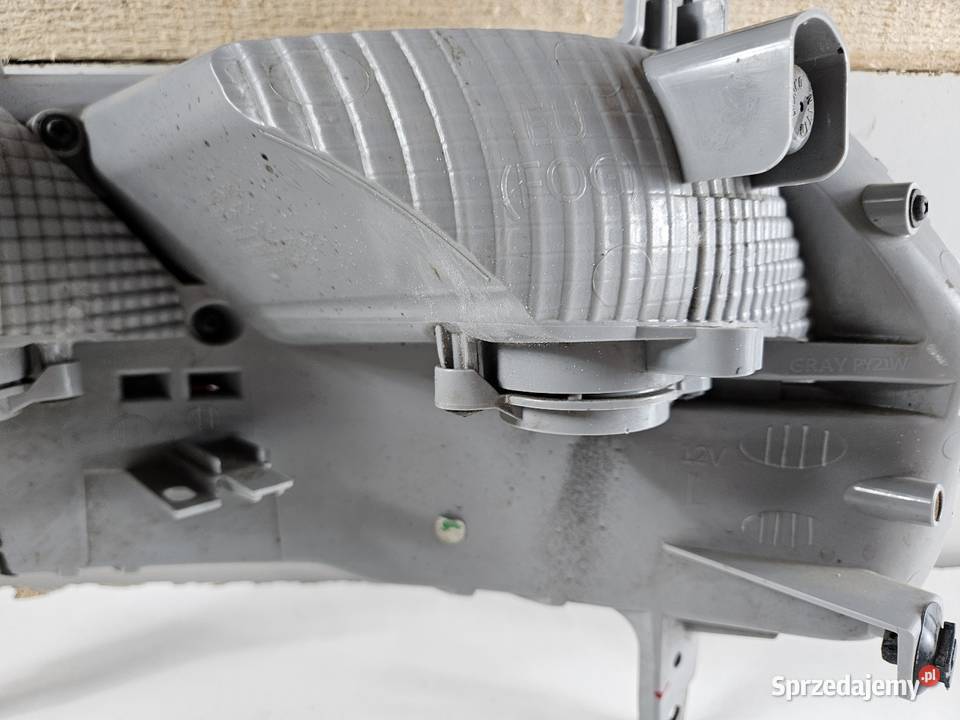 KIA SPORTAGE IV 4 LIFT LAMPA W ZDERZAK LEWY TYŁ Międzychód