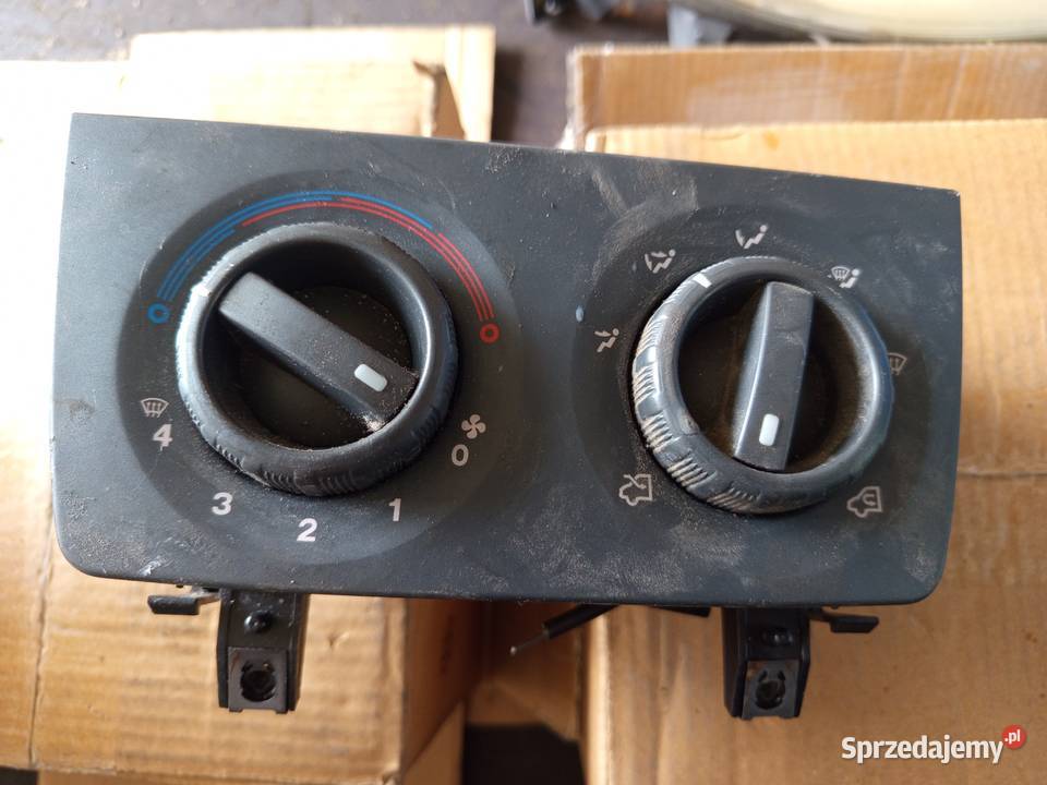 Ducato III 07r panel klimatyzacji Santocko